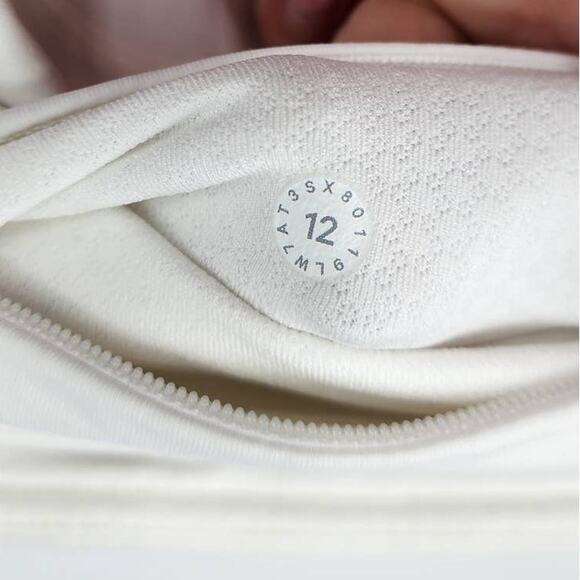 Lululemon Mesh Over Miles Short *3" White Size 12 Running Outdoor Athletic - Picture 12 of 12